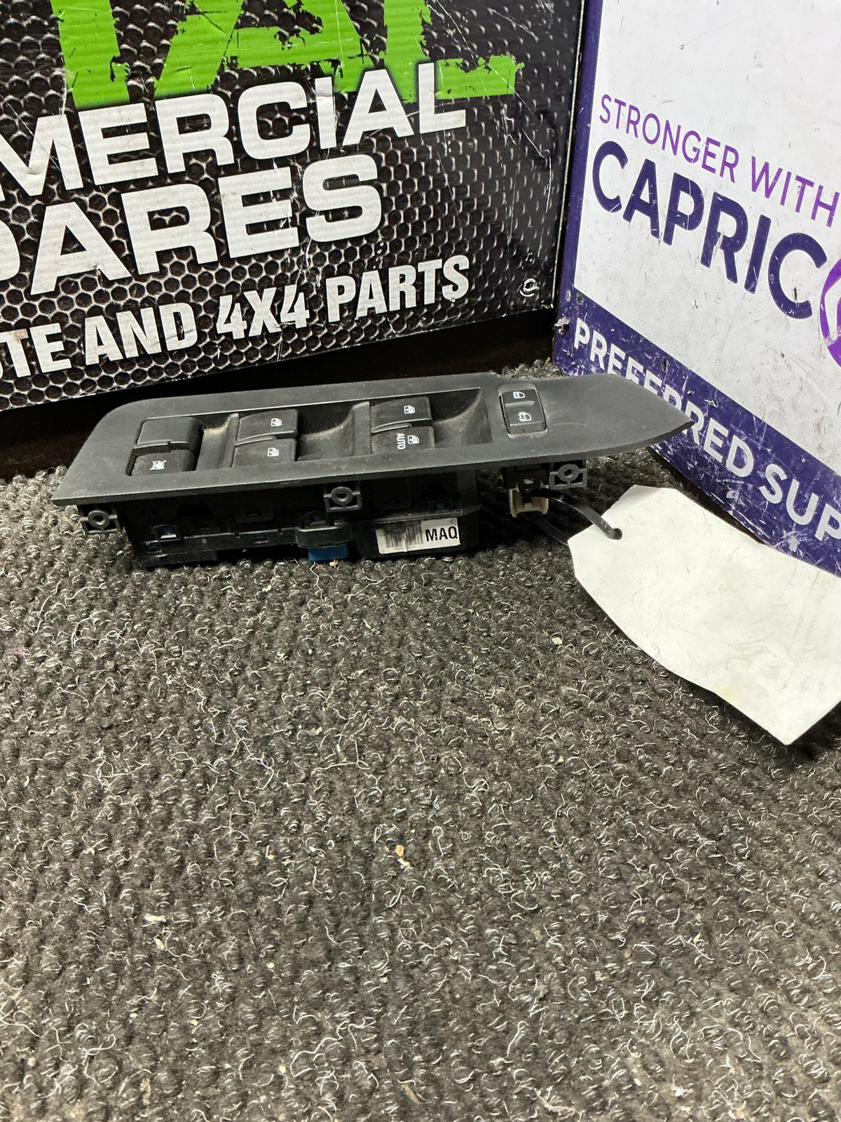 2011-2016 Holden Captiva 7 9W056- Master Power Window Switch- (TAG9914)
