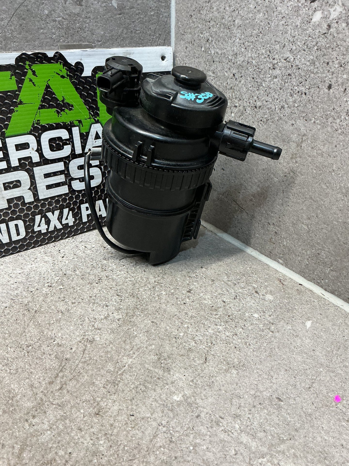 2014 Toyota Hilux- Fuel Filter Primer Pump- (TAG14072)