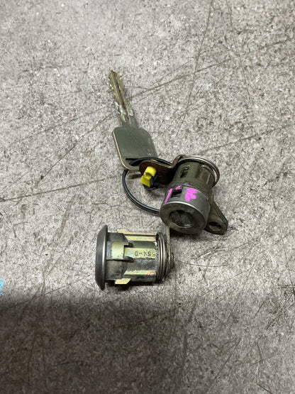 1995-1997 Toyota Land Cruiser J80- Ignition With Key- (TAG15783)