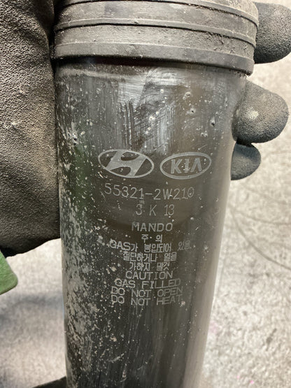 2014 Hyundai Santa Fe- Right Rear Shock Absorber- (TAG16557)