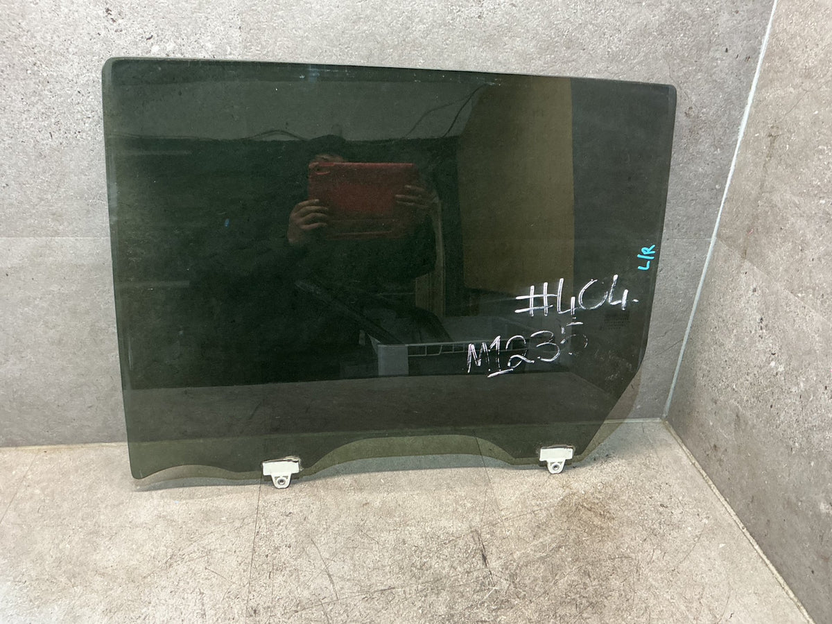 2019 Nissan Navara - Left Rear Door Glass - (TAG18501)