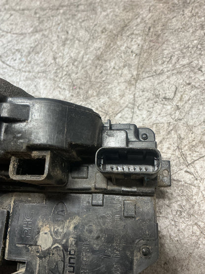 2011 Hyundai Santa Fe - Right Front Door Lock Actuator - (TAG19482)