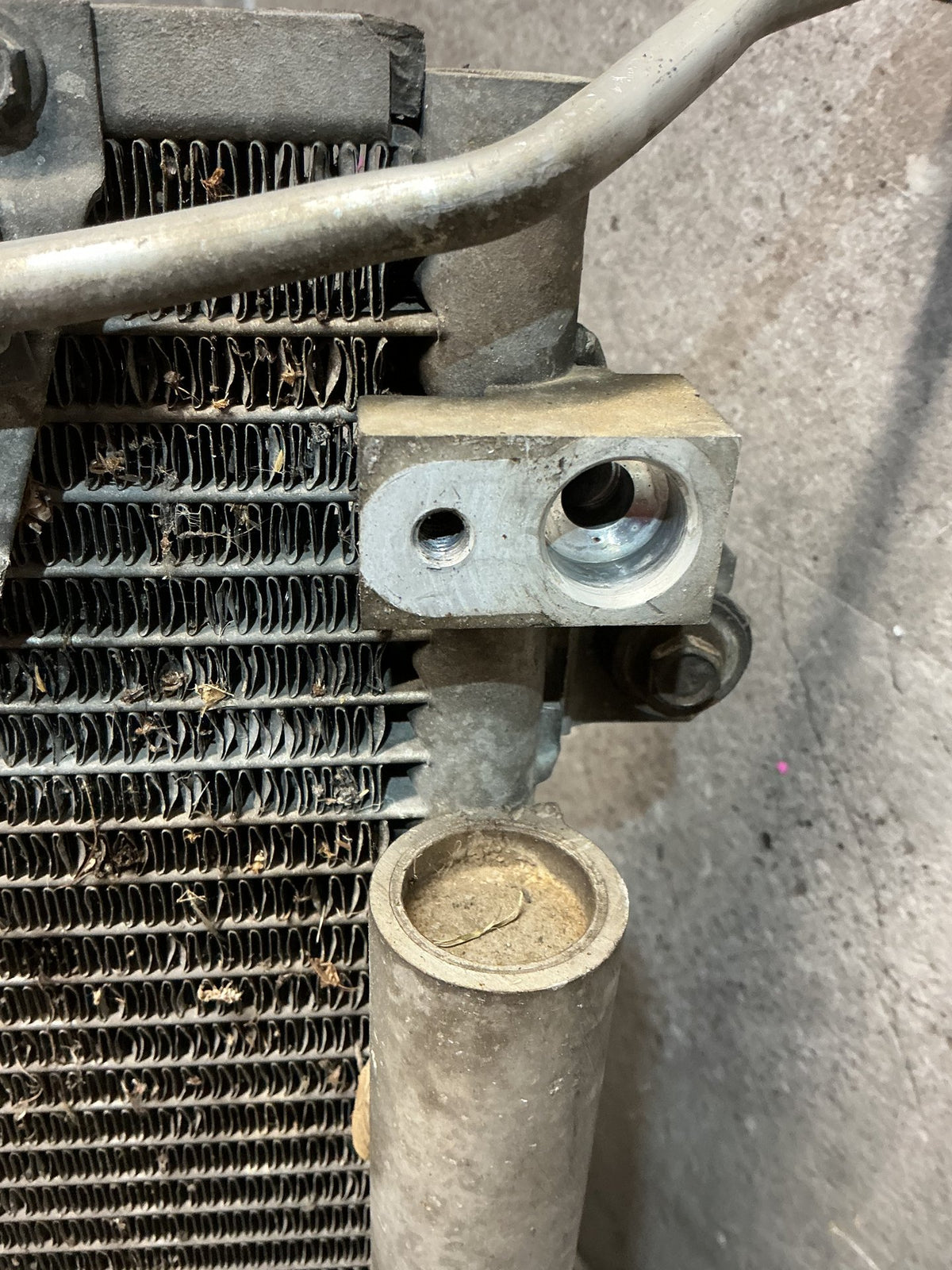 2003 Suzuki Grand Vitara SQ420W - A/C Condenser - (TAG17892)