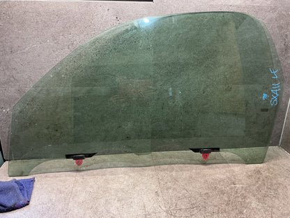1998 Toyota RAV4 SXA11 - Left Front Door Glass - (TAG19157)