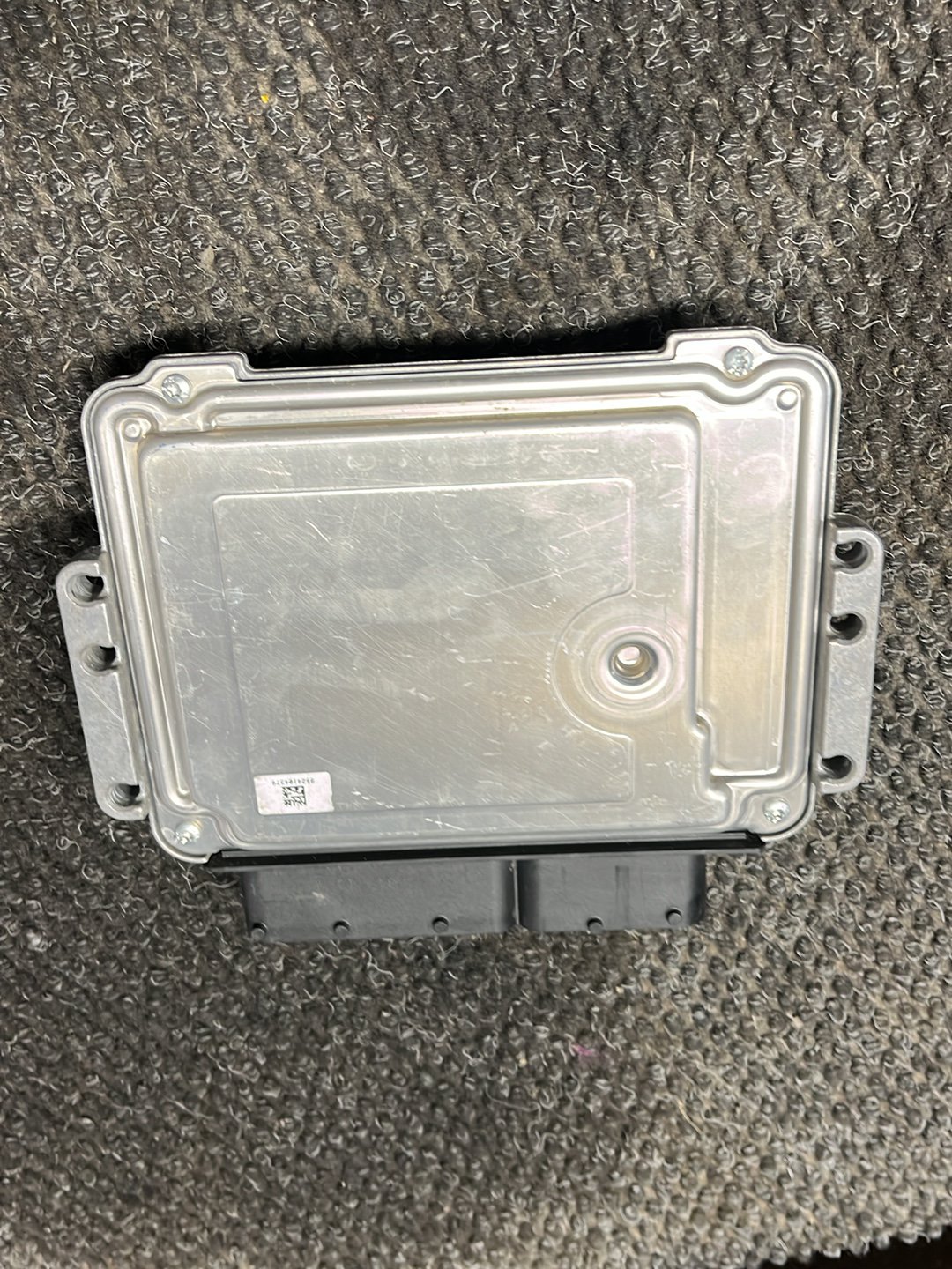 2016 Suzuki Vitara- ECU- (TAG9131) PN: 1039S90158