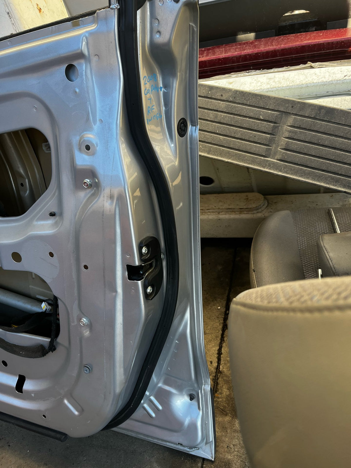 2008 Holden Captiva 7- Right Front Door Shell- (TAG8430)
