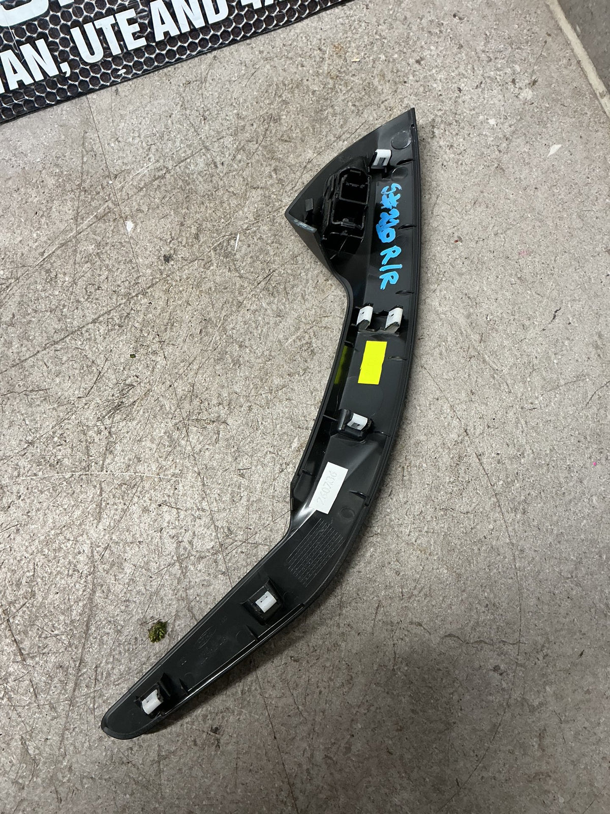 2020 Ford Escape ZG- Right Rear Window Switch- (TAG16272)