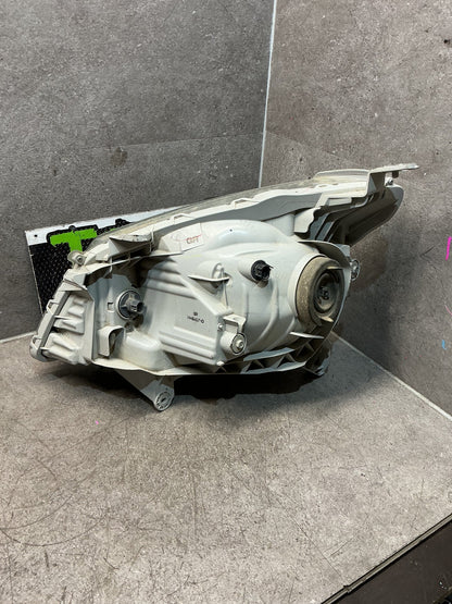 2012-2020 Isuzu D-Max TFS- Right Headlight- (TAG16724)