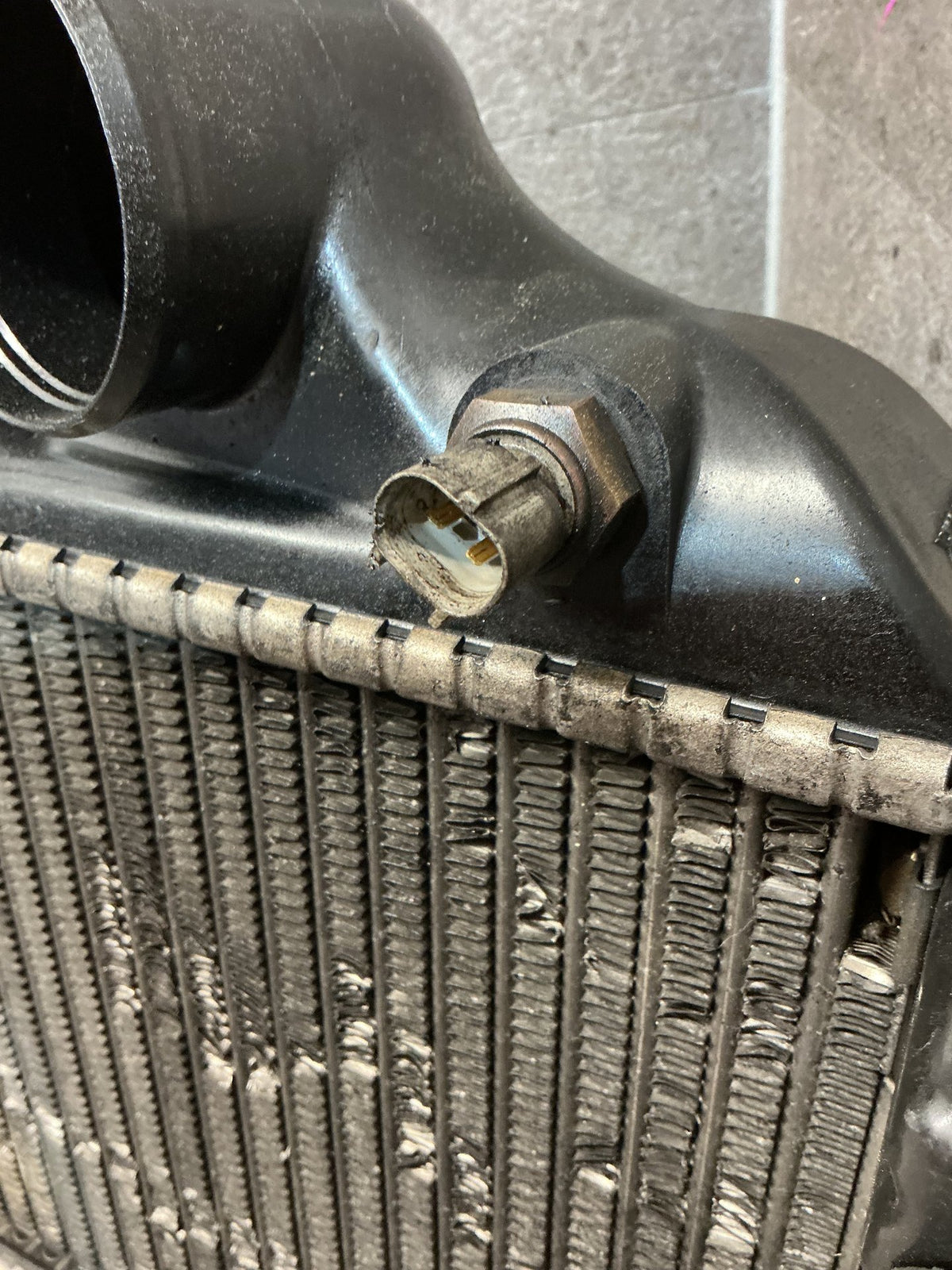 1997 Toyota Land Cruiser Prado KZJ95 - Intercooler - (TAG17957)