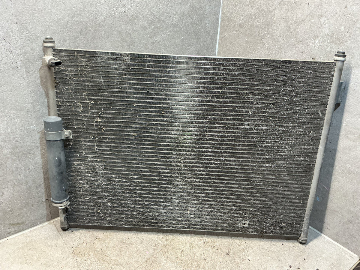 2005 Nissan Elgrand ME51- A/C Condenser- (TAG16790)