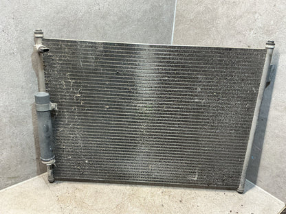 2005 Nissan Elgrand ME51- A/C Condenser- (TAG16790)