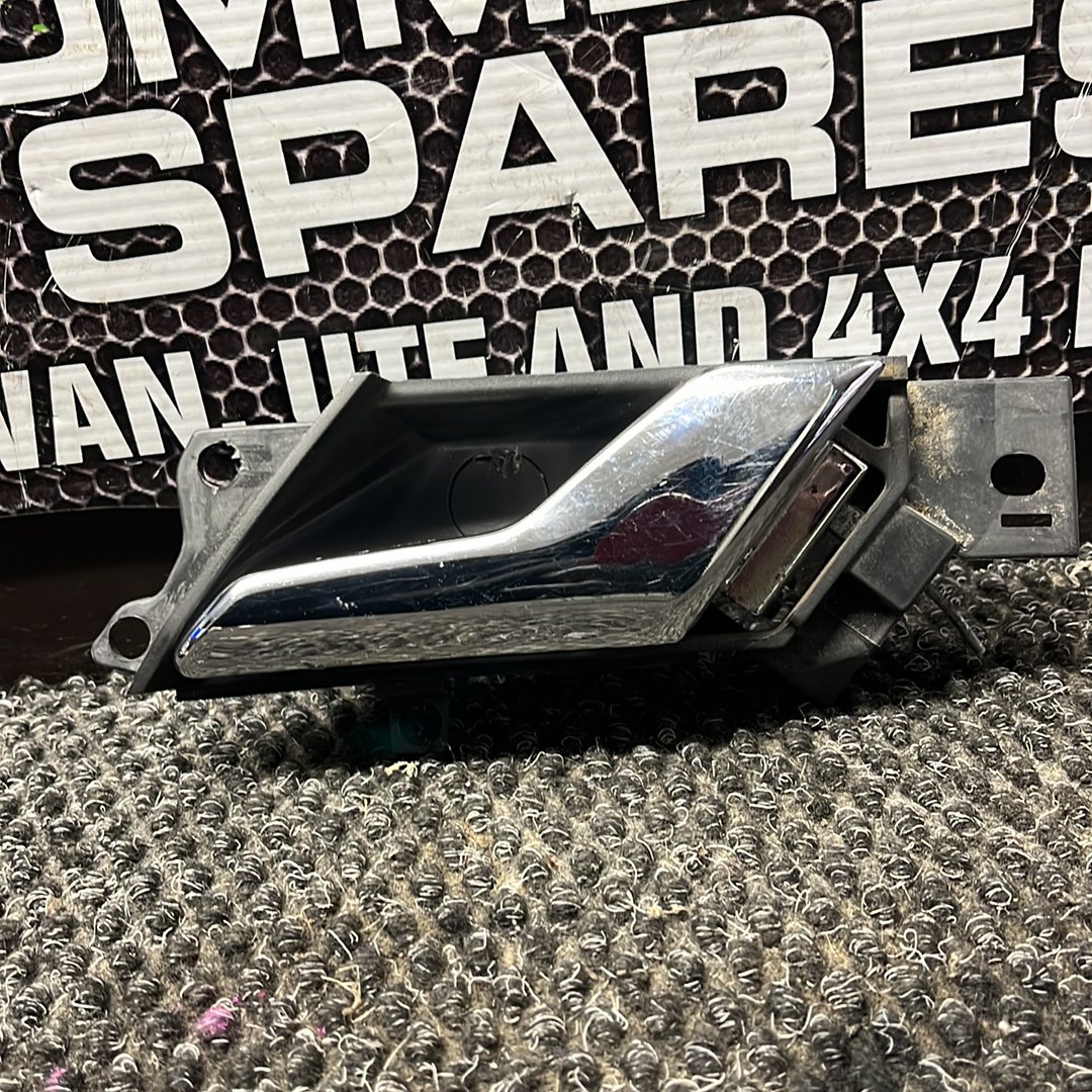 2013 Holden Captiva 5- Right Rear Door Interior Handle- (TAG8192)