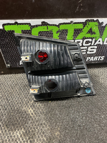 2010 Dodge Journey JC- Right Tailgate Light- (TAG11372) PN: 04806368AD