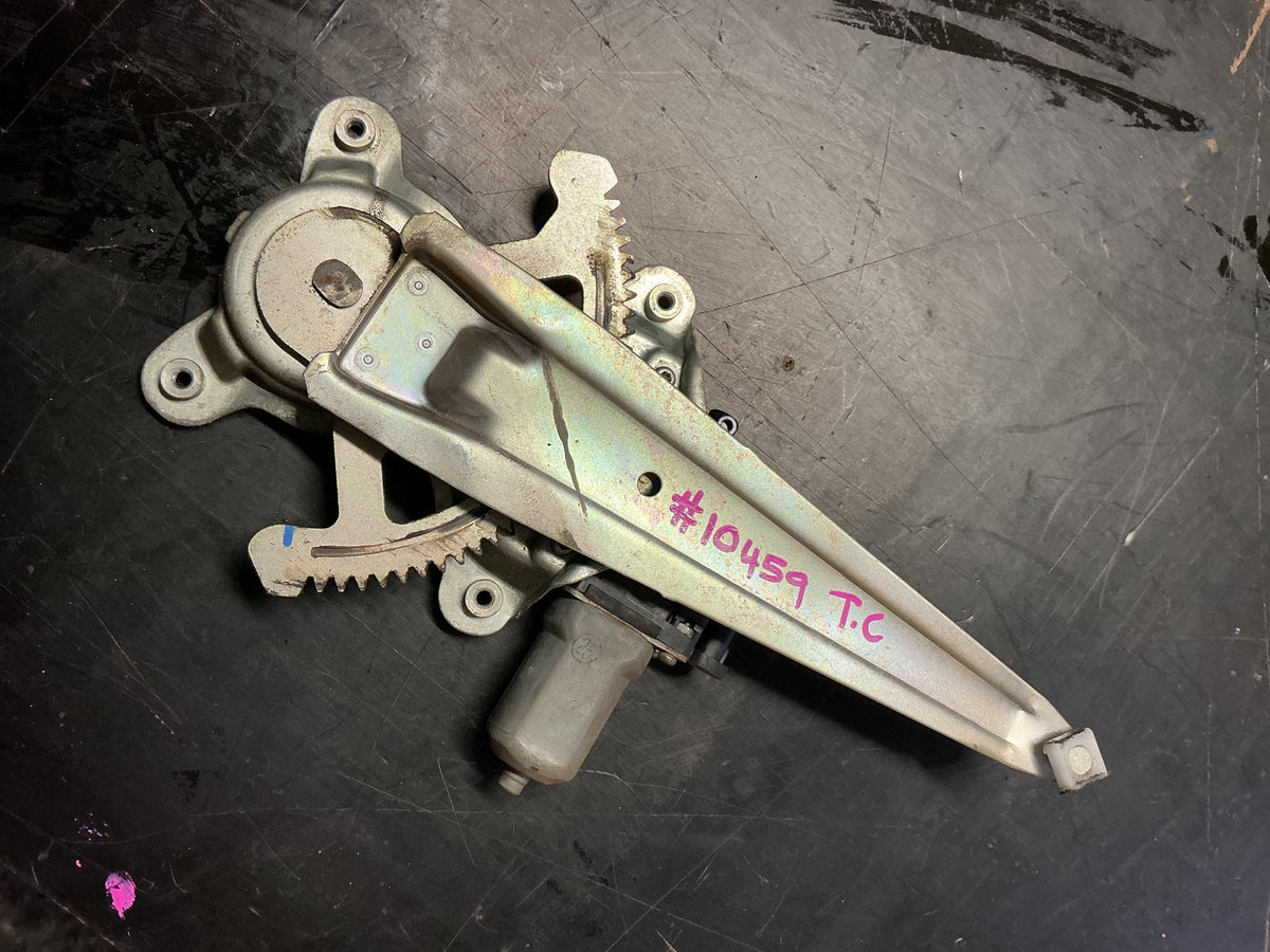 2014 Toyota Hilux- Right Rear Window Regulator/Motor- (TAG10459)