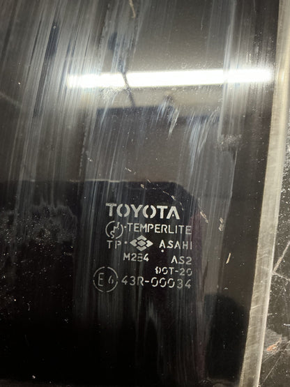 1995-1997 Toyota Land Cruiser J80- Right Rear Door Glass- (TAG15884)