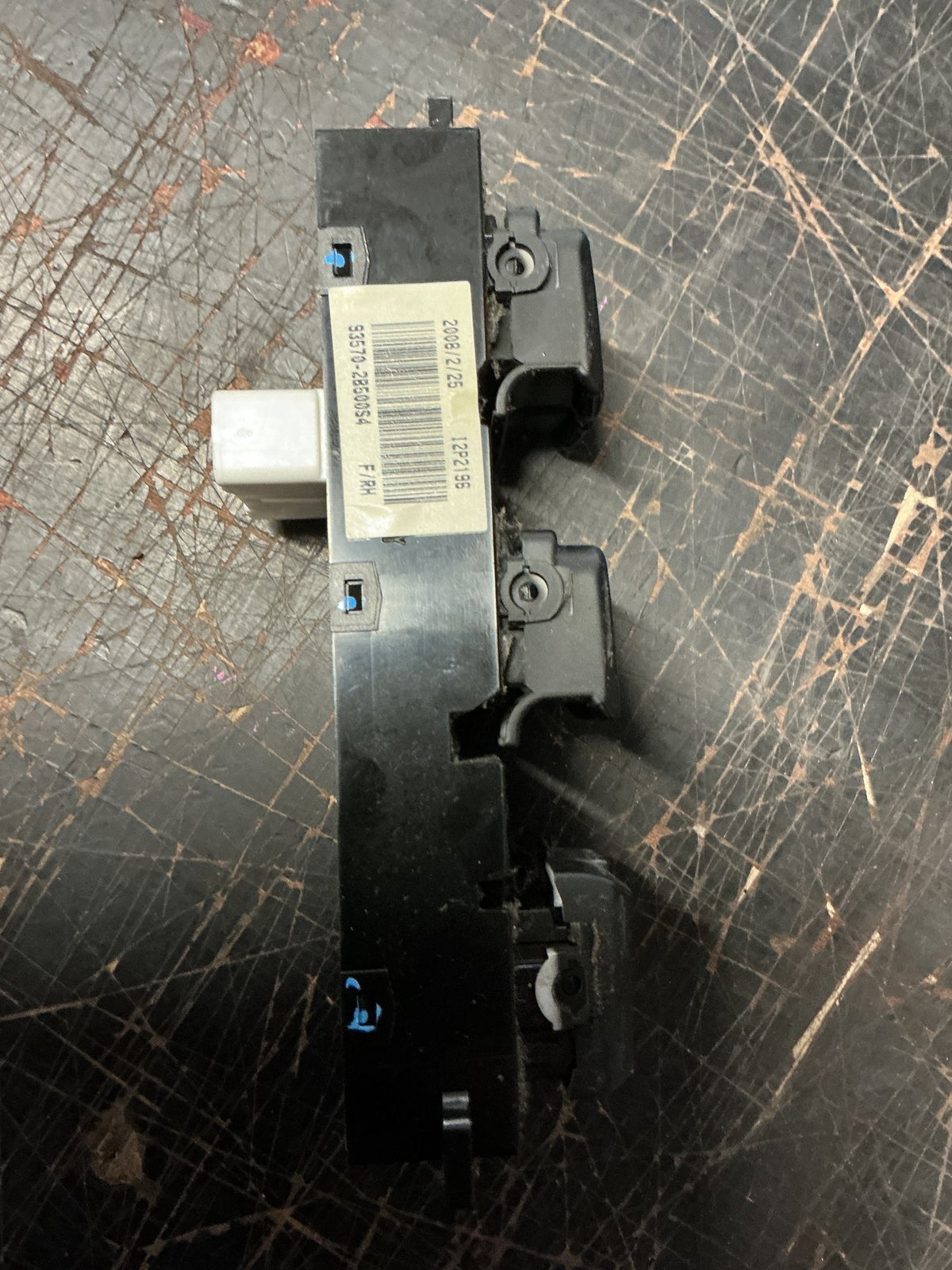 2008 Hyundai Santa Fe- Master Power Window Switch- (TAG13851)