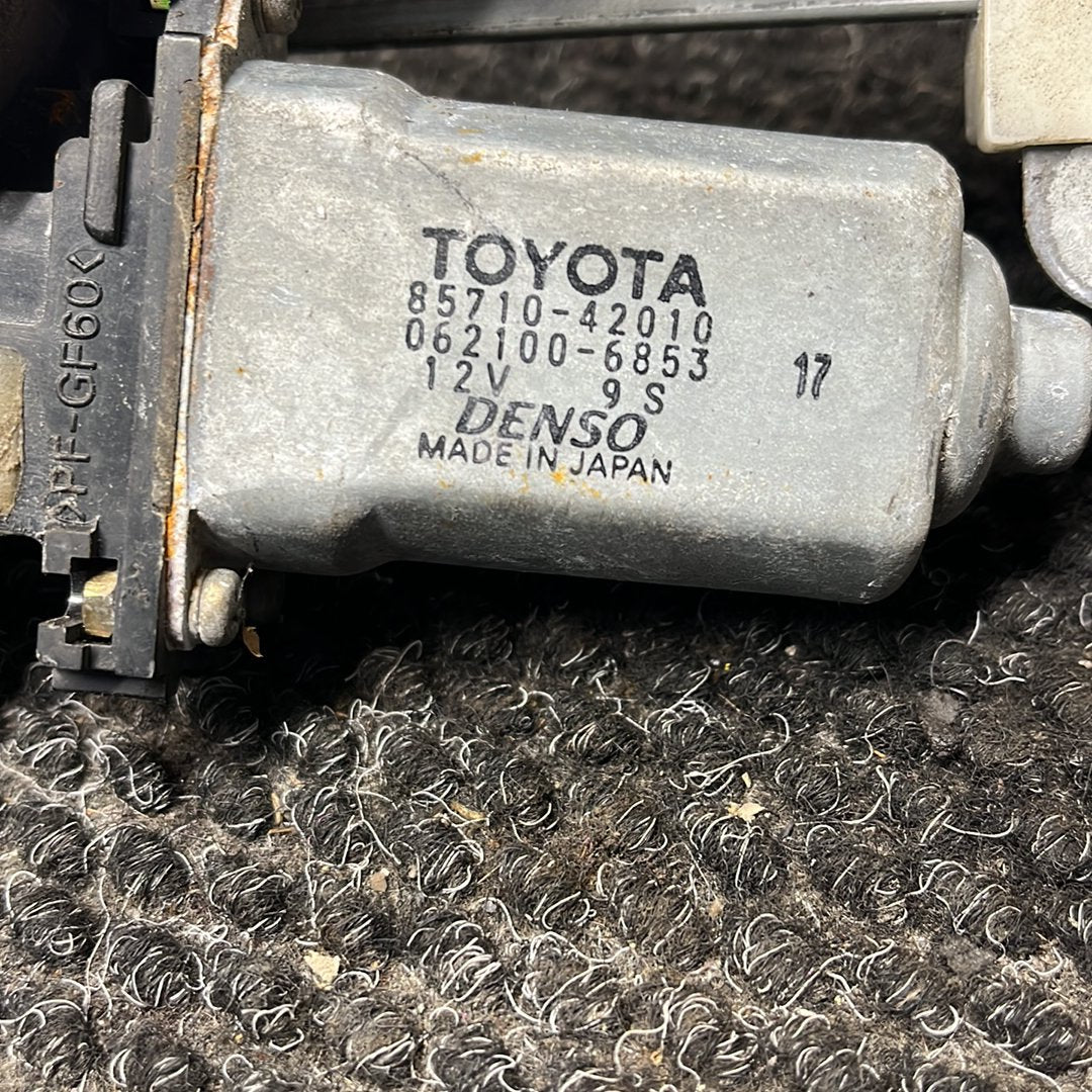 1994-1999 Toyota RAV4 A10 SXA11- Left Front Window Regulator/Motor- (TAG7714)