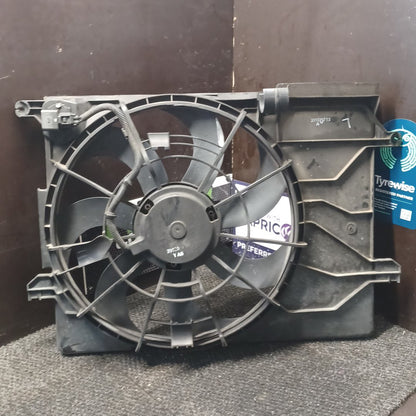 2013 Hyundai ix35- Radiator Fan- (TAG8494)