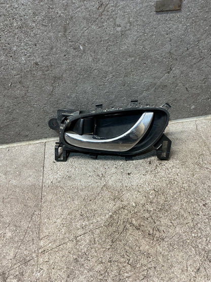 2019 Nissan Navara - Left Rear Door Interior Handle - (TAG18503)