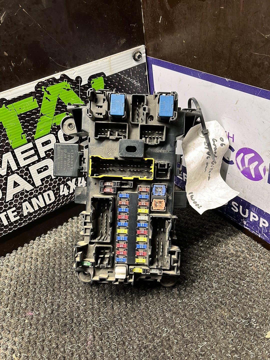 2006 Suzuki Grand Vitara- Body Control Module- (TAG9158)