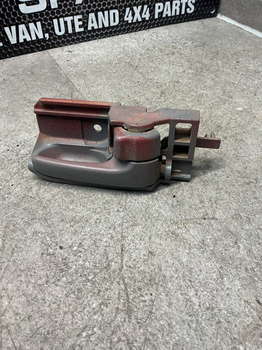 2005-2006 Toyota Hilux VII N20- Right Rear Door Interior Handle- (TAG13720)