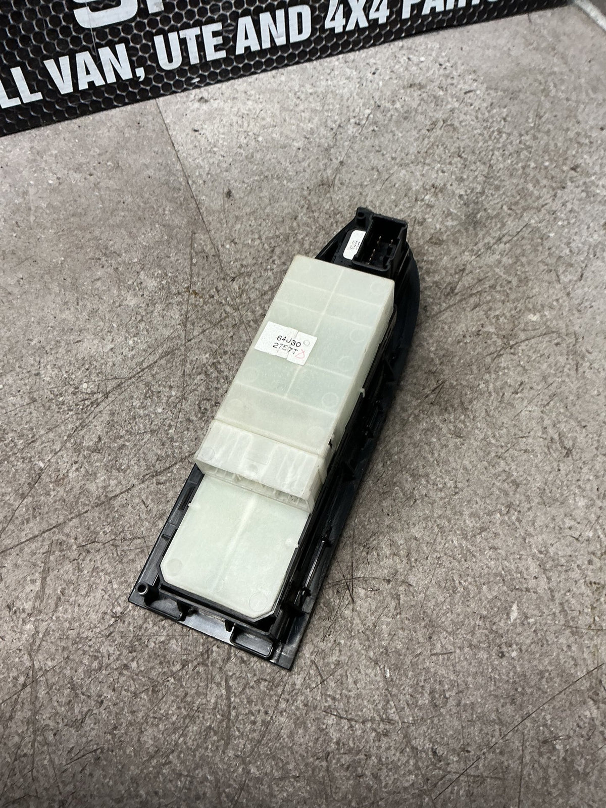 2008 Suzuki Grand Vitara II JT- Master Power Window Switch- (TAG15939)