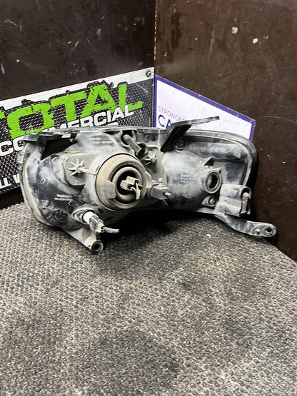 2001 Mazda Tribute EP- Right Headlight- (TAG9196)
