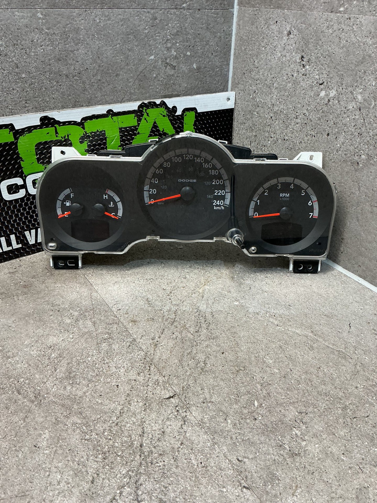 2007-2010 Dodge Nitro KA- Instrument Cluster- (TAG12810)