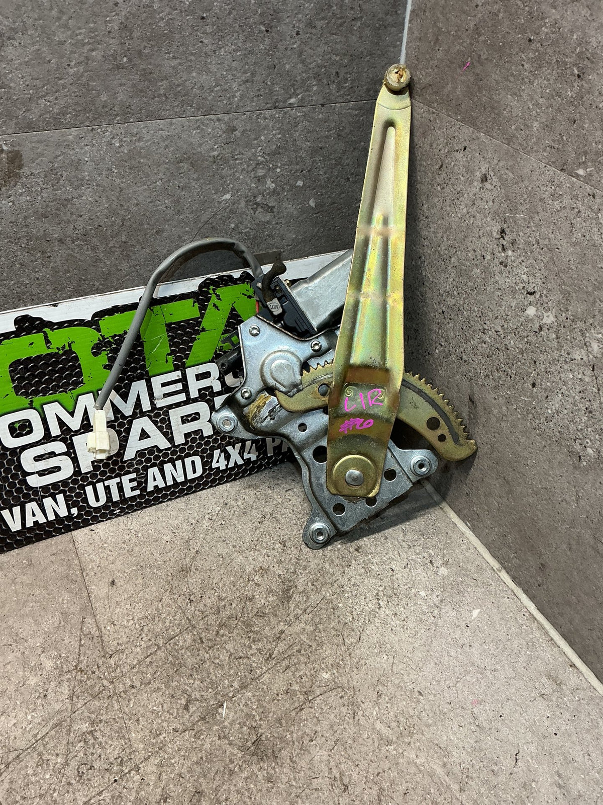 1995-1998 Toyota Hilux III N180- Left Rear Window Regulator/Motor- (TAG16014)