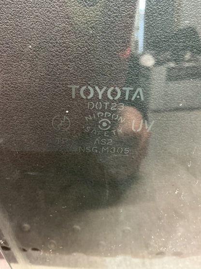 1995-2002 Toyota Hilux III N180- Right Front Door Glass- (TAG12798)