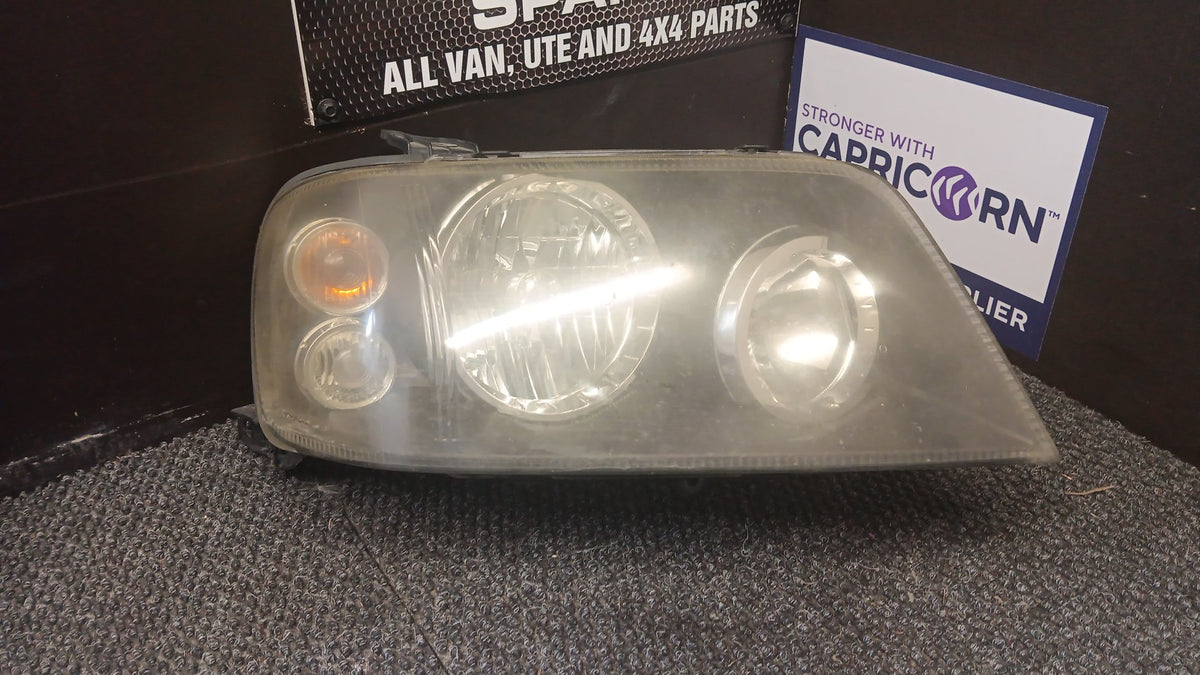 2007 Ford Escape XLT V6 AUTO- Right Headlight- (TAG5155) PN: 20-2753 R