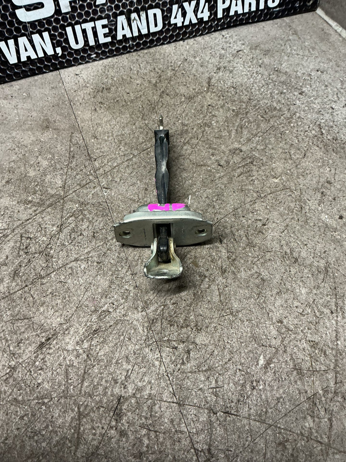 2021 Mitsubishi Outlander GF8- Right Front Door Check Strap- (TAG16847)