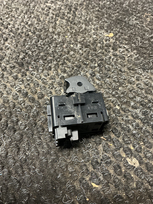 2020 Ford Endura CA- Right Rear Window Switch- (TAG11136) PN: GT4T-14529-AAW
