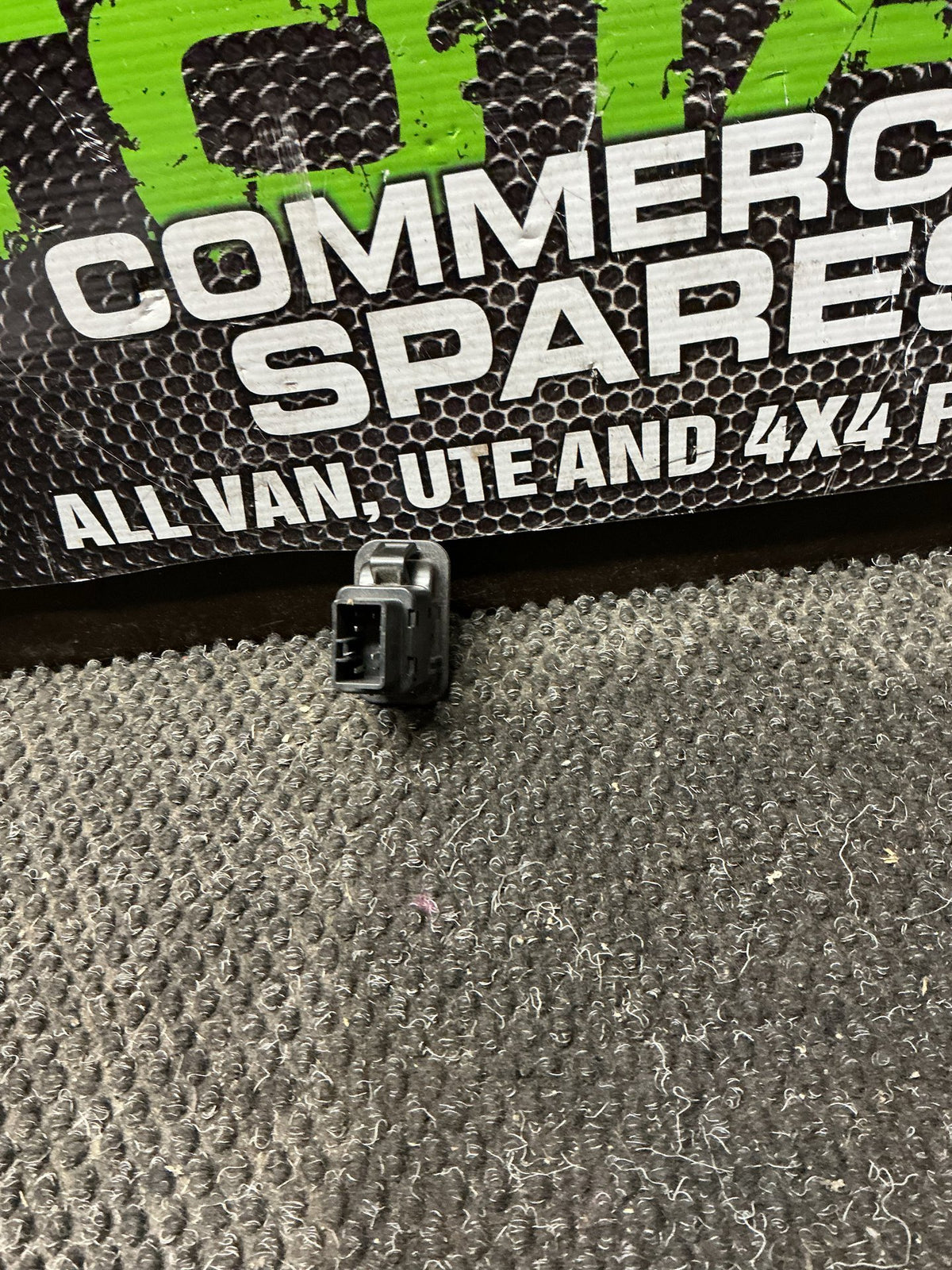 2008 Ford Territory 7W099- Left Front Window Switch- (TAG9950)