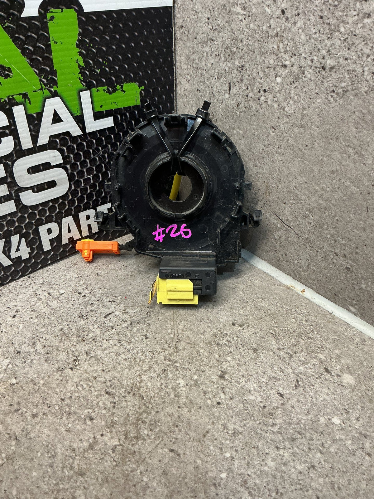 2005-2006 Toyota Hilux VII N20- Clock Spring- (TAG13714)