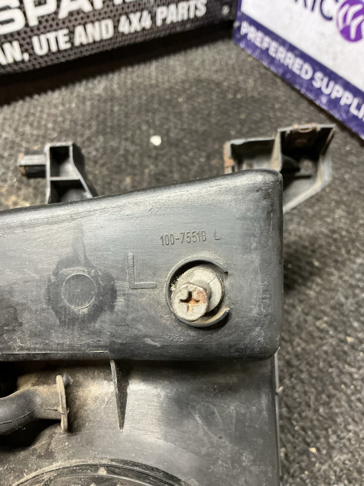 1996 Toyota Estima TCR10- Left Headlight- (TAG9640)