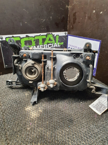1995 Toyota Land Cruiser HDJ81- Right Headlight- (TAG2368)