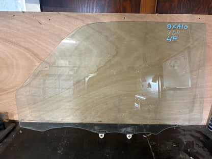 1994 Toyota RAV4 SXA10 - Left Front Door Glass - (TAG19112)