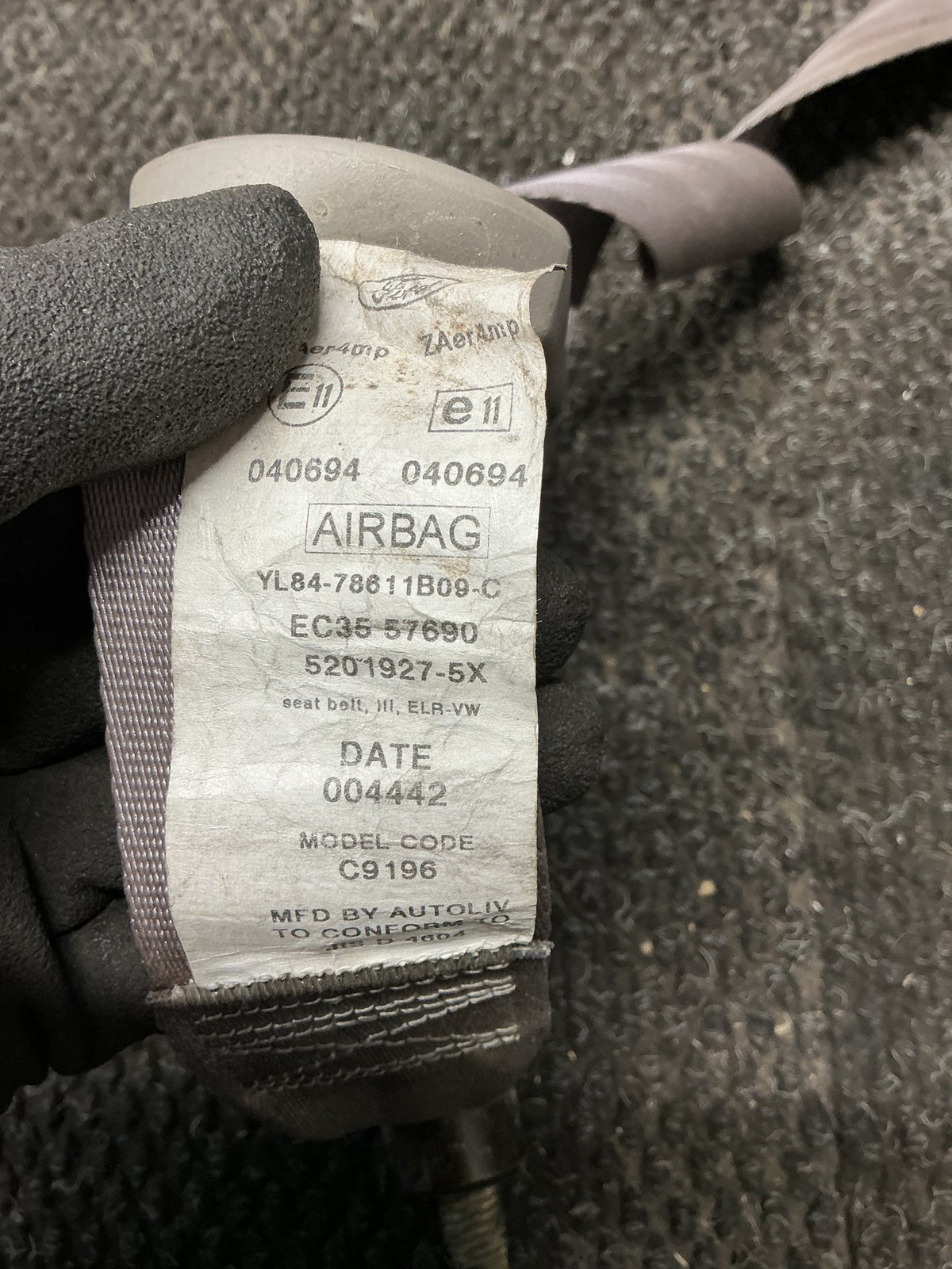 2001 Ford Escape 8W067- Right Front Seat Belt- (TAG10806)