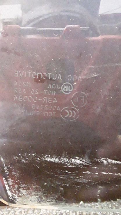 2011 Suzuki Grand Vitara JLXWA 2.4 5DR- Right Front Door Glass- (TAG6526)