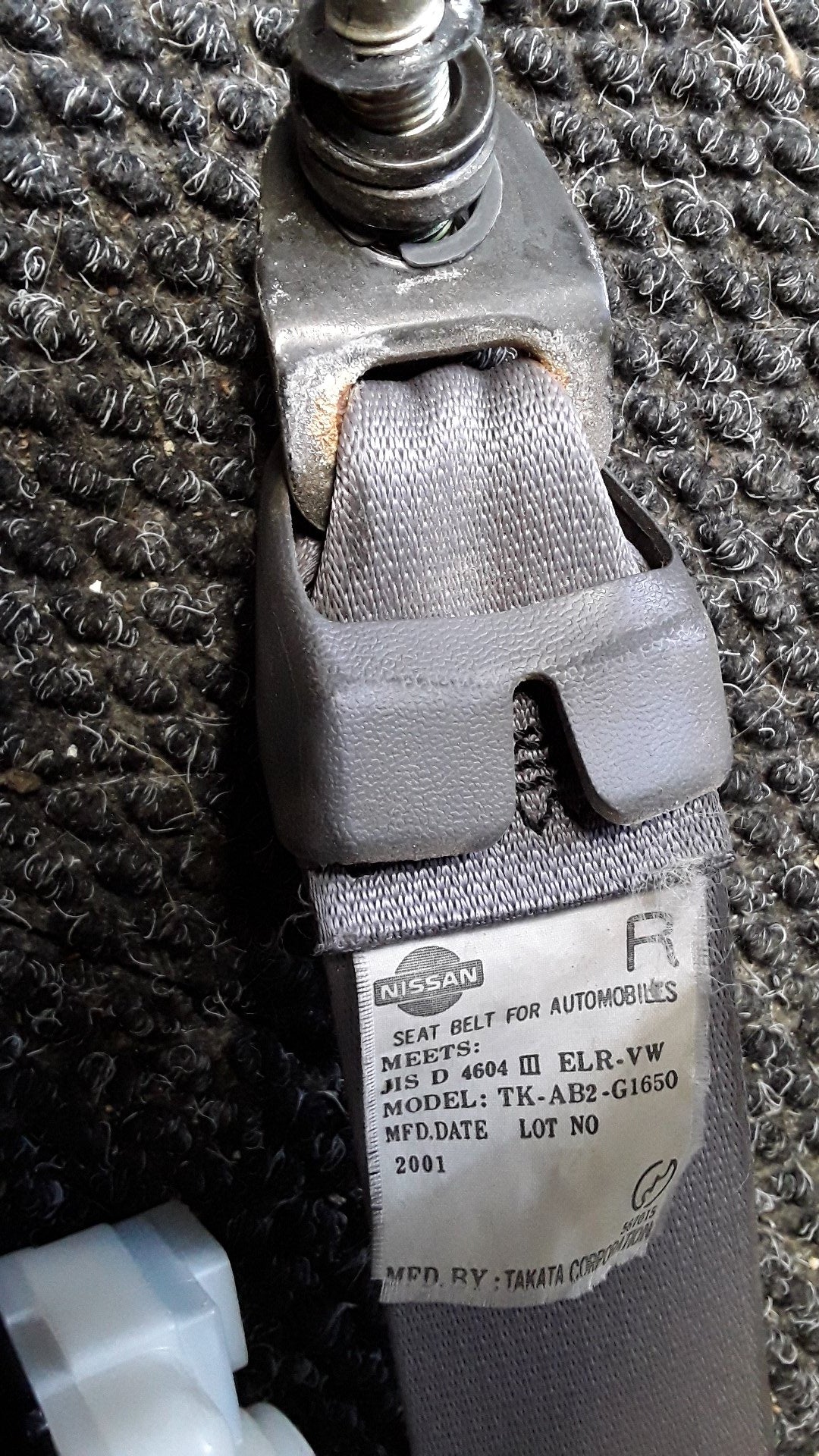 2001 Nissan Caravan E25 VWE25- Right Front Seat Belt- (TAG5467)