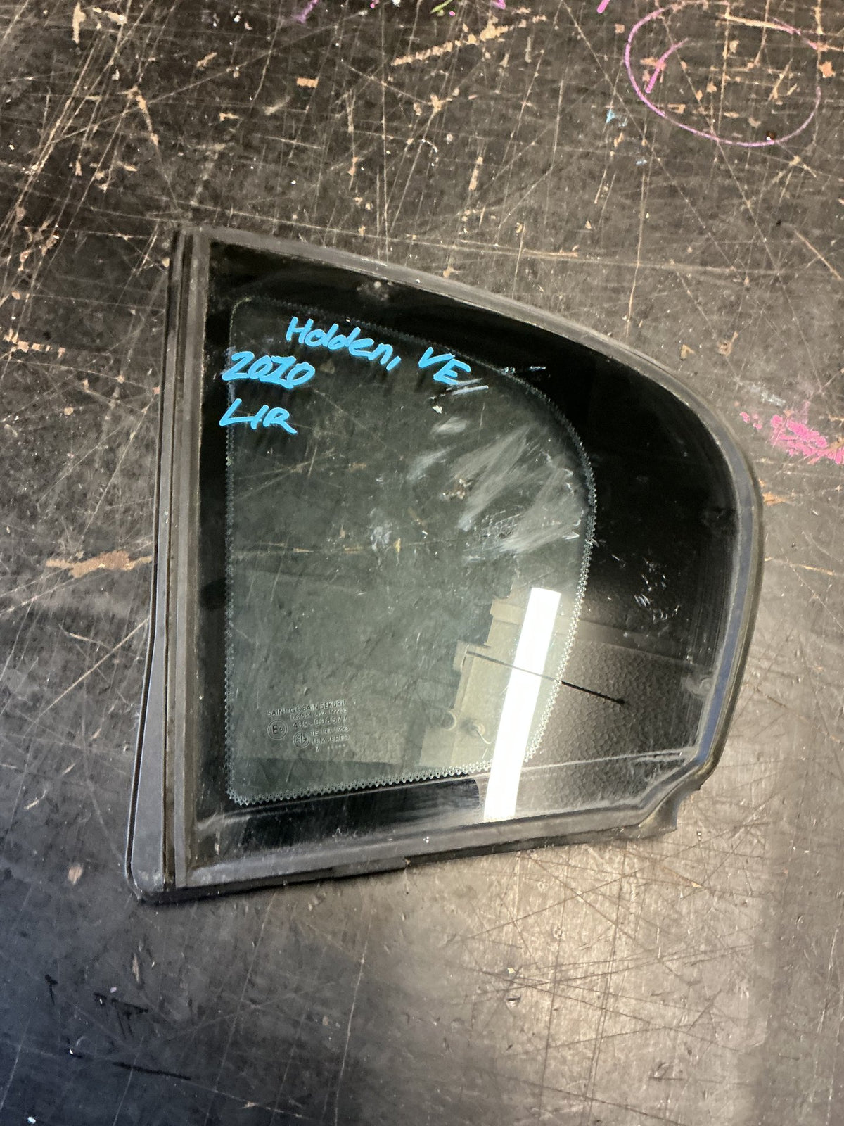 2010 Holden Commodore VE - Left Rear Quarter Door Glass - (TAG18561)